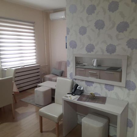 Apartman Karadjordje 2 Belgrado Exterior foto