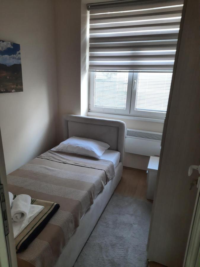 Apartman Karadjordje 2 Belgrado Exterior foto